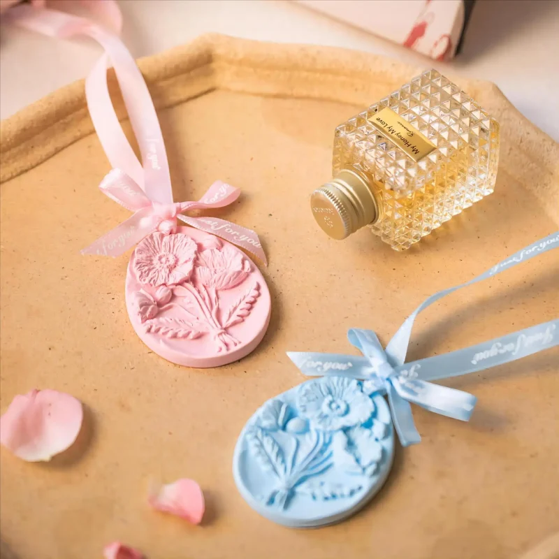 Flower Shape Aromatherapy Wax Wardrobe Plaster Fragrance Tablets Home Room Car Remove Smell Incense Solid Pendant Air Freshener - Image 4