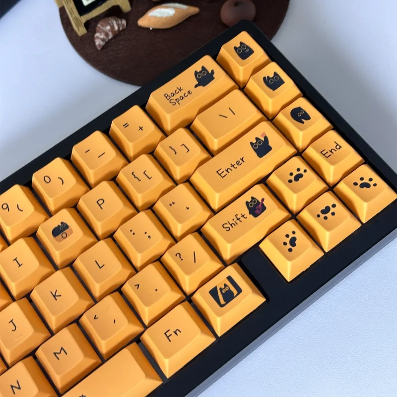 124 Keys Black Cat Keycaps Cherry Profile PBT Keycap For Mx Switch Mechanical Gaming keyboard Anime Yellow Key Caps custom DIY - Image 5