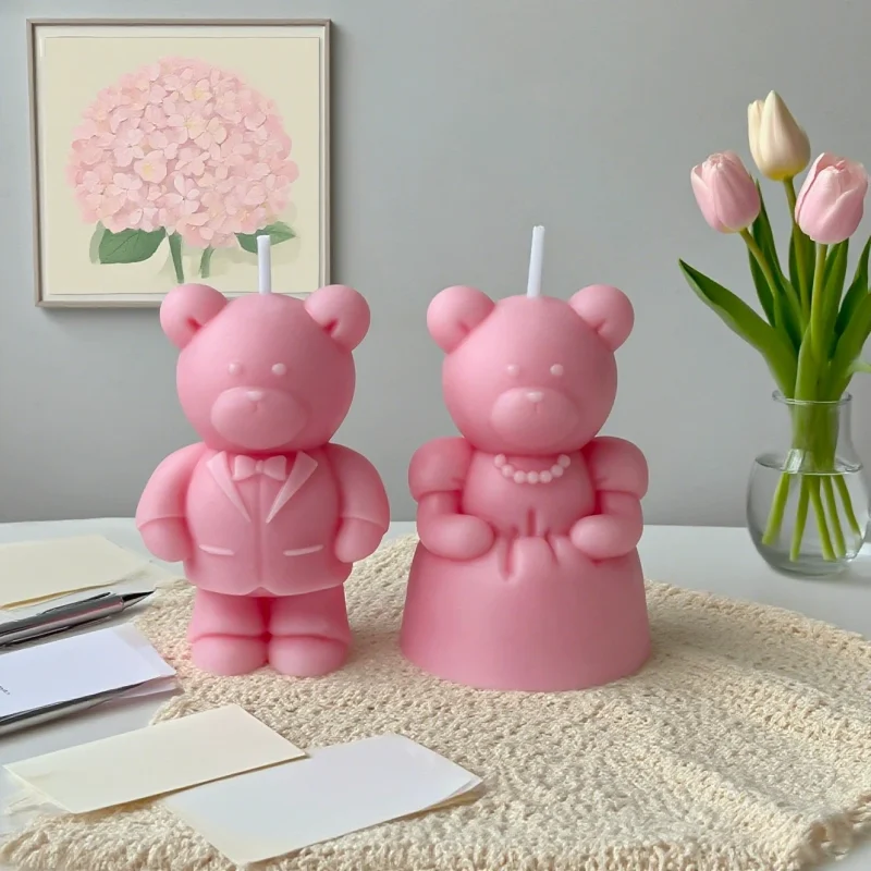1Pc Couple Bear Aromatherapy Scented Candle Handmade Natural Soy Wax Candle Long-Lasting Sandalwood Fragrance for Bedroom Decor - Image 2