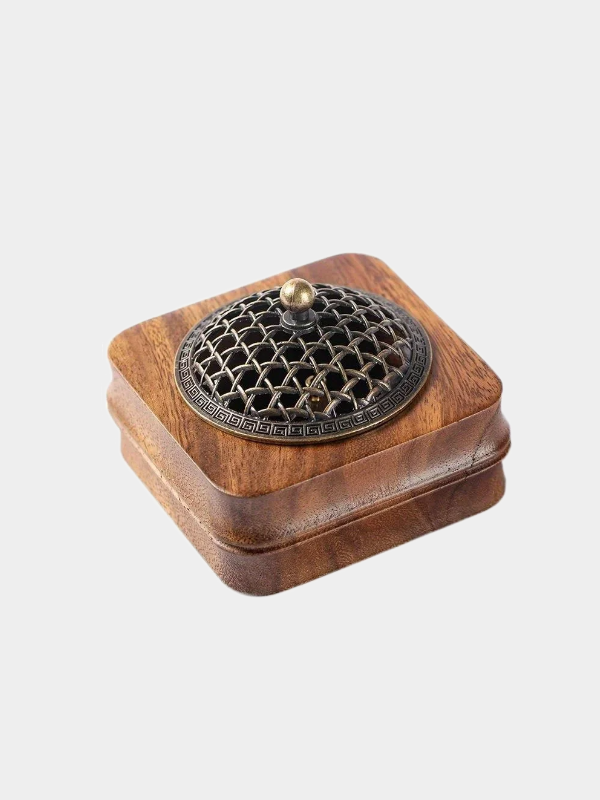 1pc Walnut Zen Tea Ceremony Incense Stove Household Decoration Chinese Indoor Agarwood Fragrance Perfume Hollowed Out with Cover